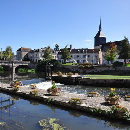 Le Grand Appartement - 90M2- 2 Chb , 1 Mezzanine - 6Pers Romorantin-Lanthenay Luaran gambar